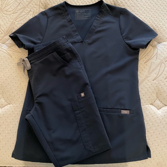 Figs Other - Figs Scrub Set in Dark Harbor Limited Color